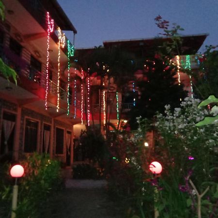 Hotel Kalpana G. House Pokhara Esterno foto