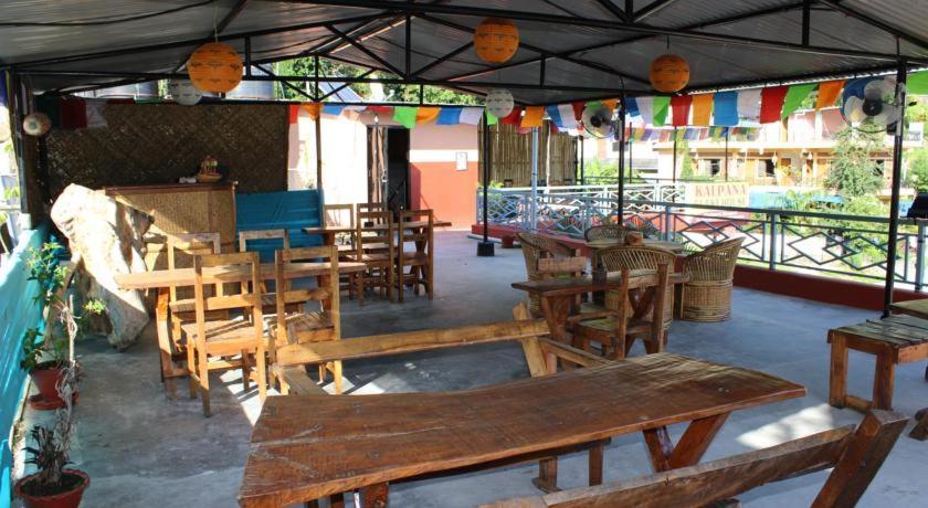 Hotel Kalpana G. House Pokhara Esterno foto