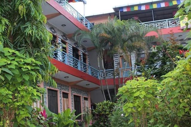 Hotel Kalpana G. House Pokhara Esterno foto