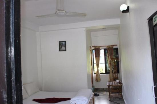Hotel Kalpana G. House Pokhara Esterno foto